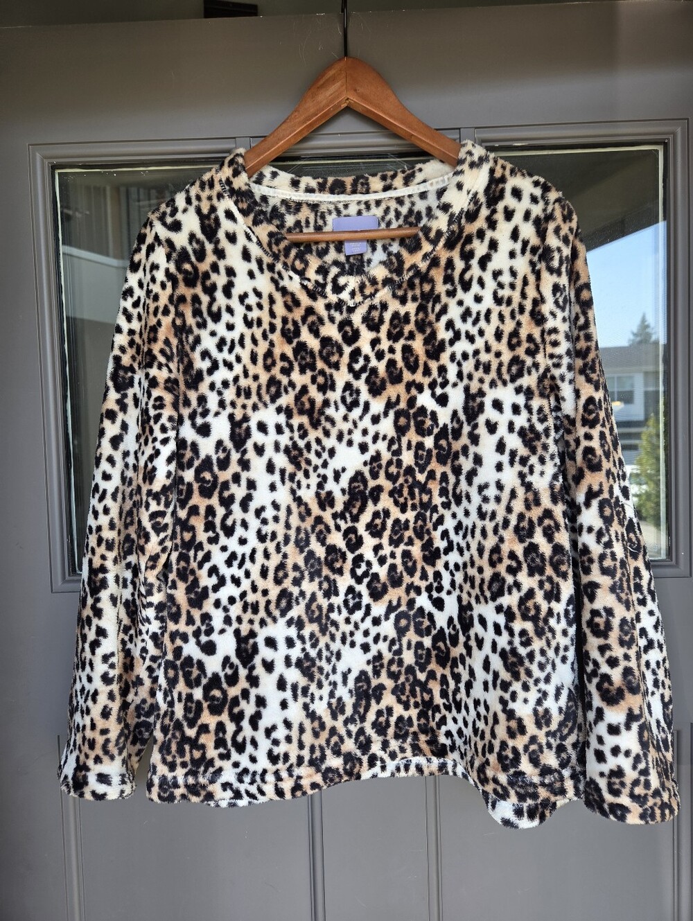 Laura Scott Leopard Plush Pullover - Cream/Tan/Black Size S